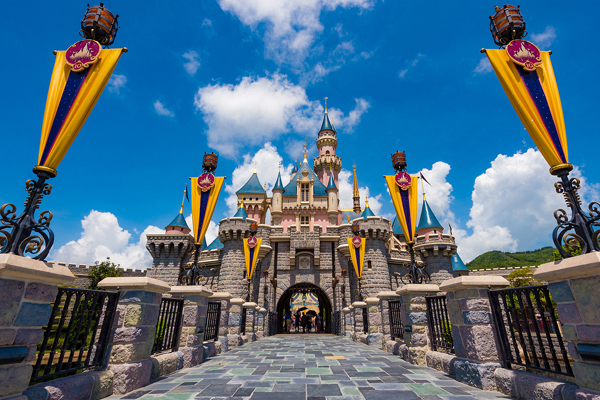 Hong Kong & Disneyland Tour Package